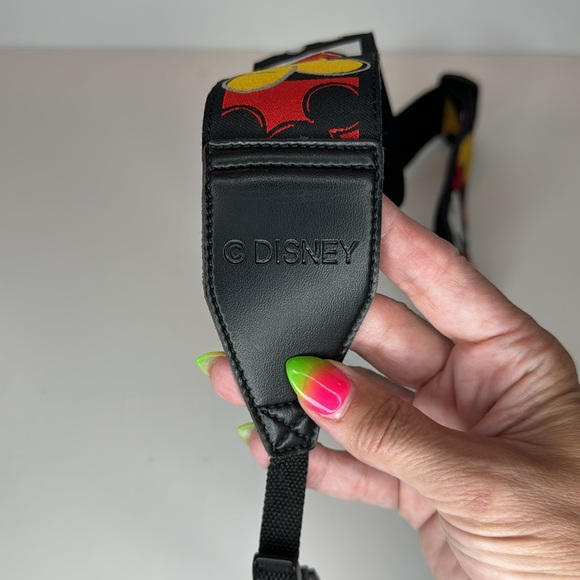 Disney Mickey Mouse body parts shoulder camera strap - Picture 6 of 8